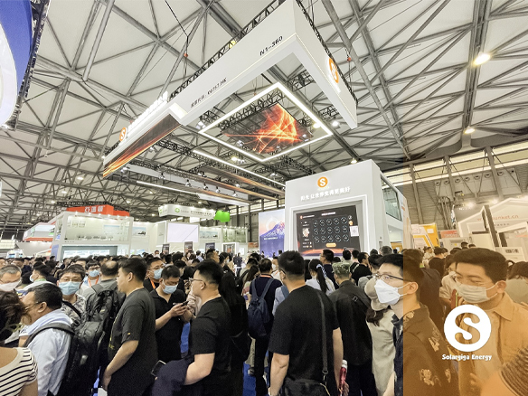 金龙迎宾亮相SNEC 2023，加快升级为光伏产业注入可持续能量